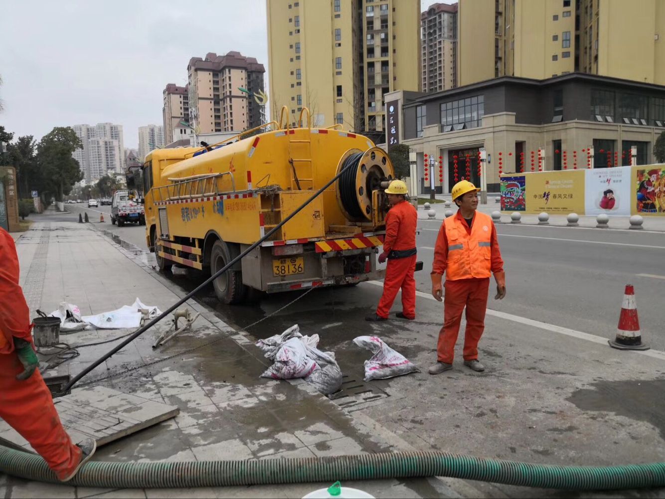 西流河镇排污管道清淤-管道清洗